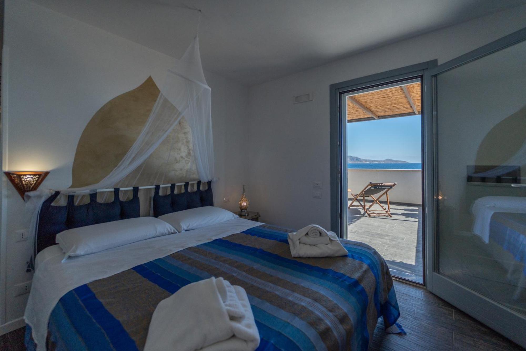 Ajamola Hotell Favignana Exteriör bild