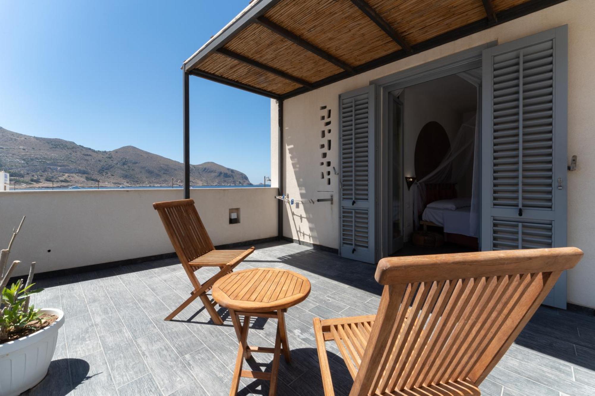 Ajamola Hotell Favignana Exteriör bild