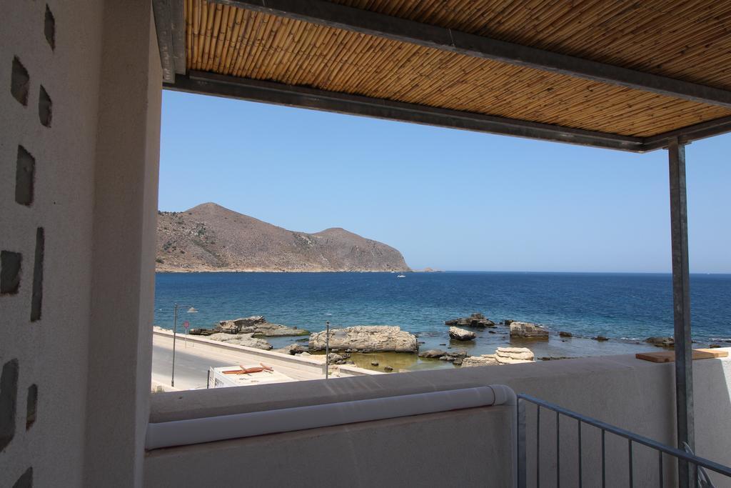 Ajamola Hotell Favignana Exteriör bild