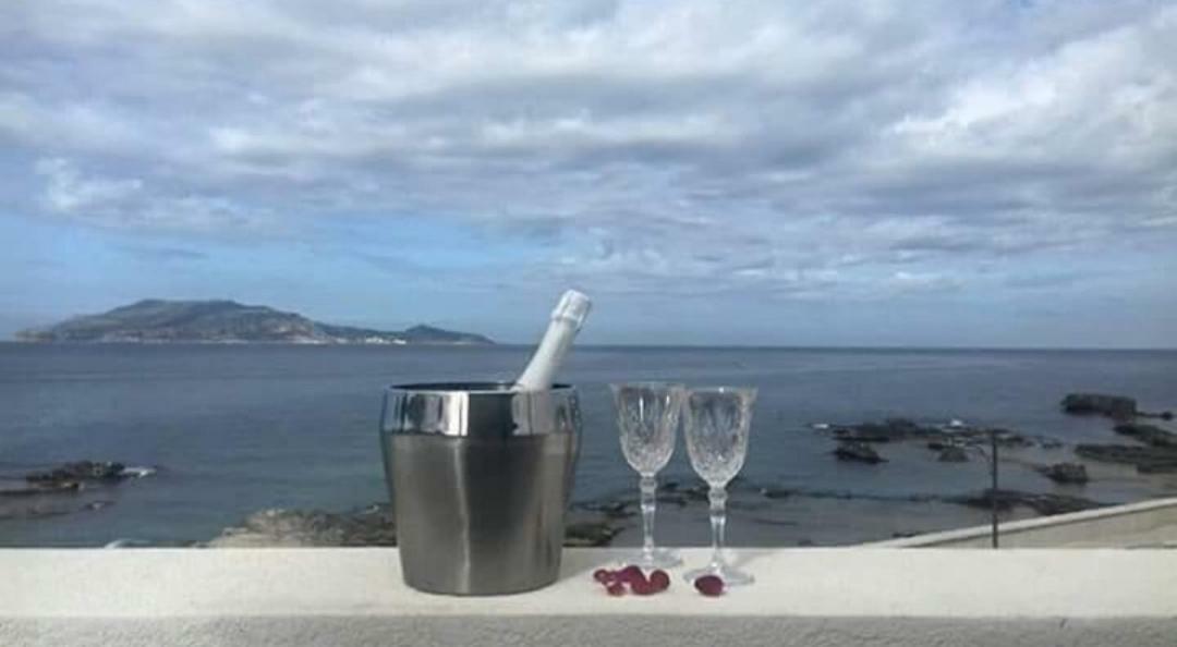 Ajamola Hotell Favignana Exteriör bild